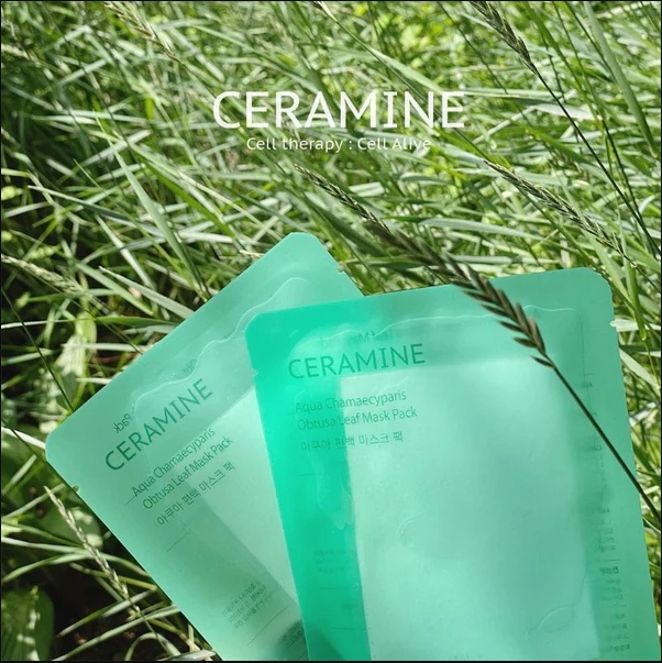 Ceramine Aqua Face Mask Pack is a pack of calming and moisturizing ingredients to keep your skin hydrated, supple, and glowing for long hours.